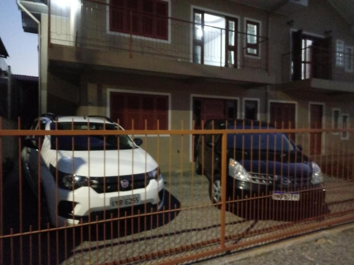 Residencial Henkes Lägenhet Canela Exteriör bild